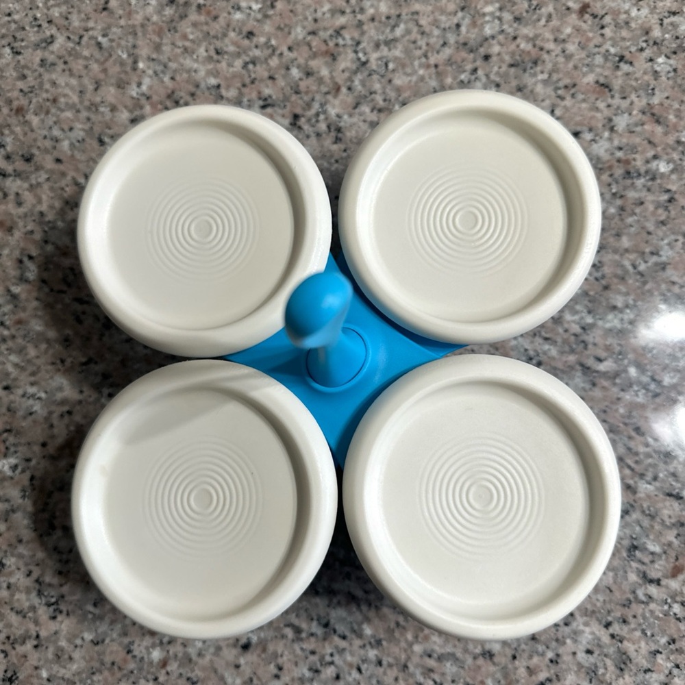 Tupperware‎ Essentials  Condiment Caddy - Picture 2 of 6